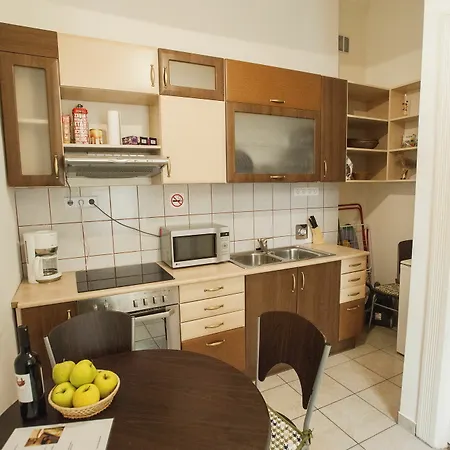 Piano Pop Apartment